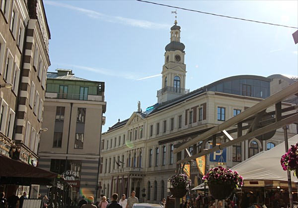 329-Ратушная площадь